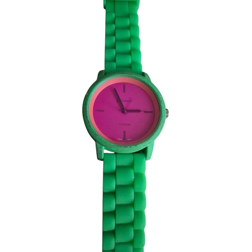 Geneva Platinum mens ladies sport watch stylish Showy Minimalist New Battery
